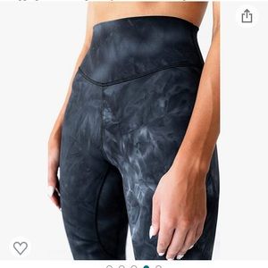 Kamo Fitness High Waisted 25" Inseam Ellyn Leggings Tie Dye Butter Soft